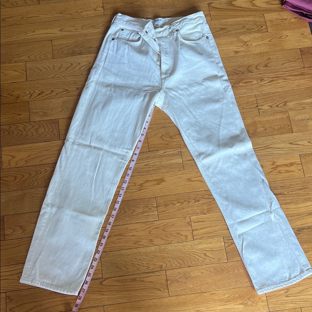 AGOLDE white 90s pinch waist. Size 28 | 28in. Inseam. Button fly.